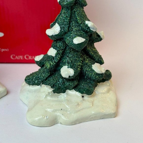 cape craftsmen inc Holiday Its A Wonderful Life Molded Poly Tree